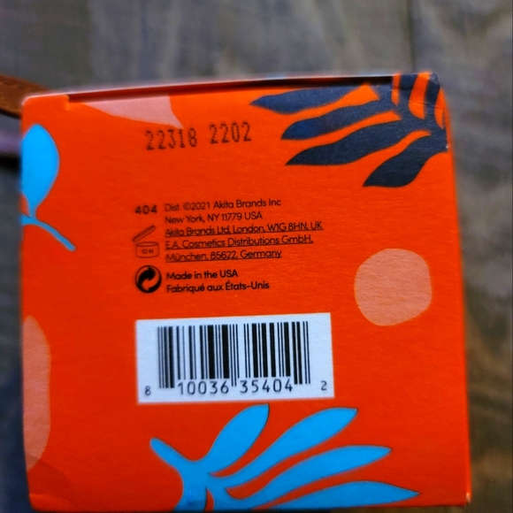 Fable and Mane hair mask, brand new in box! - Picture 5 of 5